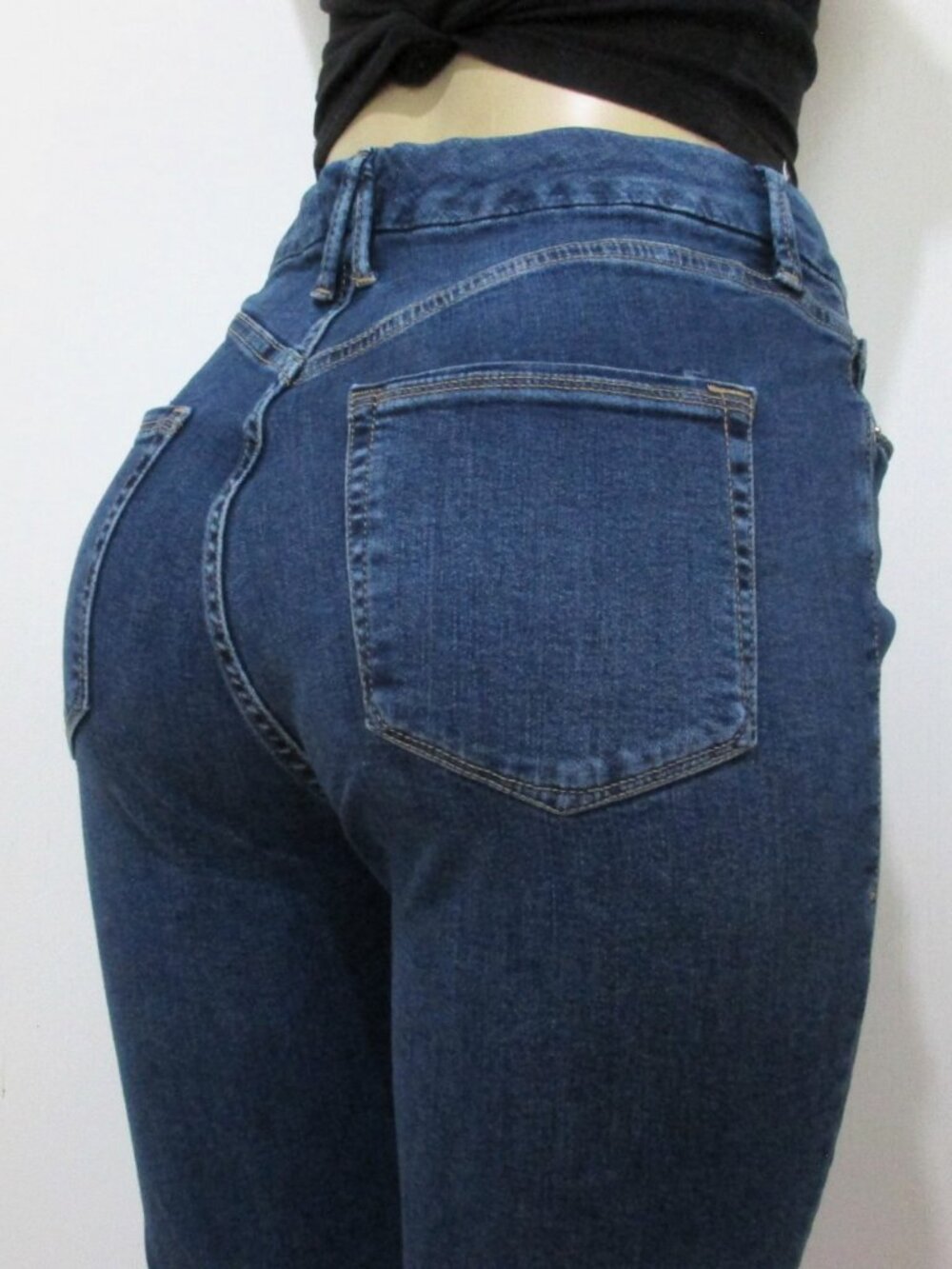 GOOD AMERICAN Jeans Size 14/32 Good Legs Crop Skinny Denim
